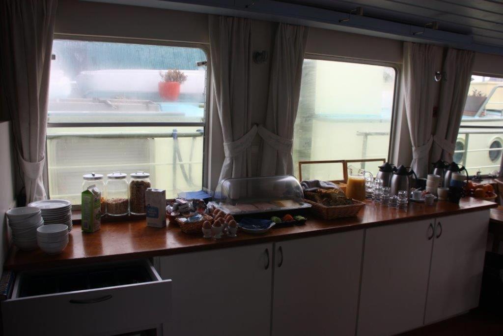 Hotelschip Gandalf อัมสเตอร์ดัม ภายนอก รูปภาพ